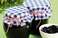 Заготовка черноплодной рябины: рецепты приготовления на зиму Вкусная выпечка из черноплодной рябины рецепты